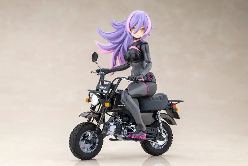 Megami Device PUNI*MOFU RACING LANG with Honda Z50J Gorilla Plastic Model, view 12 of 17