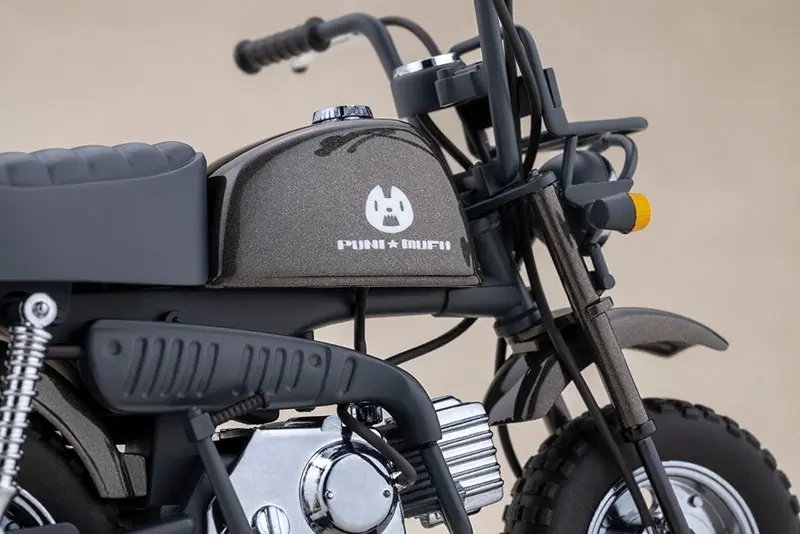 Megami Device PUNI*MOFU RACING LANG with Honda Z50J Gorilla Plastic Model, view 10 of 17