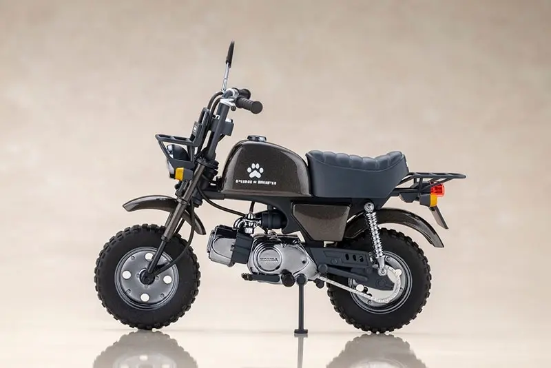 Megami Device PUNI*MOFU RACING LANG with Honda Z50J Gorilla Plastic Model, view 6 of 17