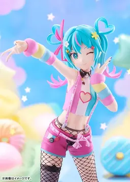 POP UP PARADE Hatsune Miku: DecoMiku (Lightness) L Size Complete Figure, view 1 of 8
