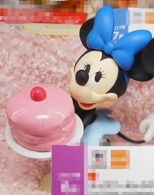 Disney - Minnie Mouse - Disney Characters Lovers Moments - Disney Characters Lovers Moments -Minnie Mouse from the Little Whirlwind-