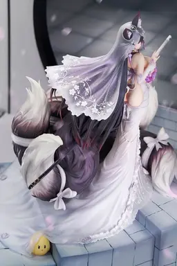 Azur Lane Musashi Purest Wisteria Ver. w/LED Acrylic Display Case Special Edition 1/7 Complete Figure, view 13 of 27