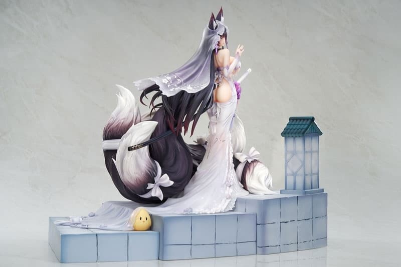 Azur Lane Musashi Purest Wisteria Ver. w/LED Acrylic Display Case Special Edition 1/7 Complete Figure, view 2 of 26