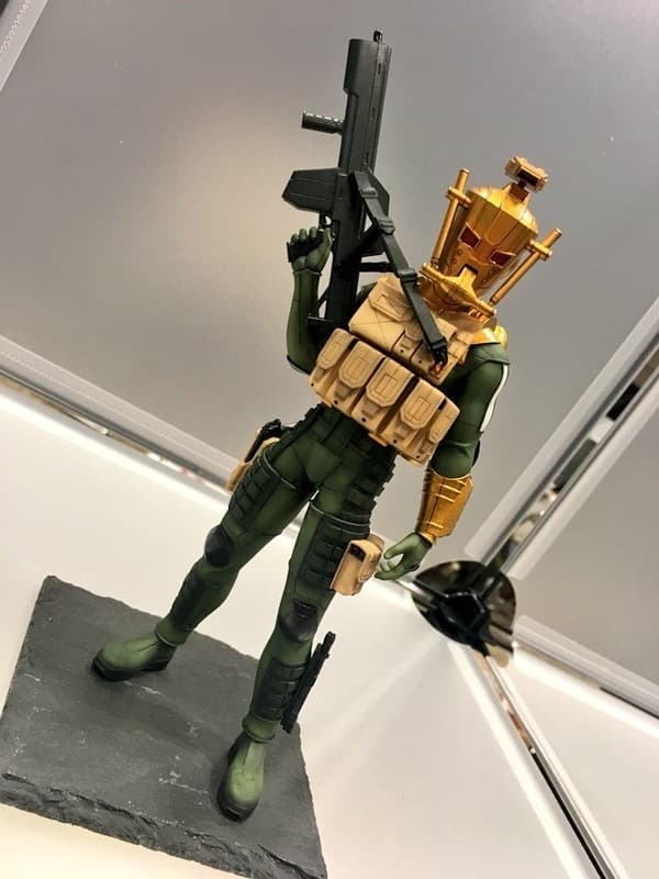 Shin Megami Tensei: Strange Journey - Shujinkou - Demonica Suit Ver.