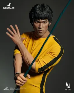 Bruce Lee (Yellow Jumpsuit) 1/6 Action Figure, view 9 of 25