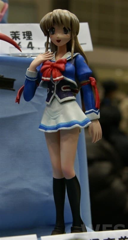 Tsuki wa Higashi ni Hi wa Nishi ni: Operation Sanctuary - Fujieda Honami