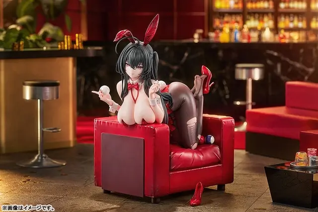 Azur Lane Taihou: Fun on the Baize - Illustration Ver. 1/7 Complete Figure