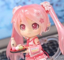 Vocaloid - Hatsune Miku - Nendoroid (#500) - Sakura, Bloomed in Japan, view 11 of 24