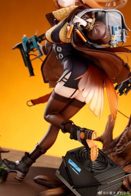 Arknights - Pinecone, view 10 of 16