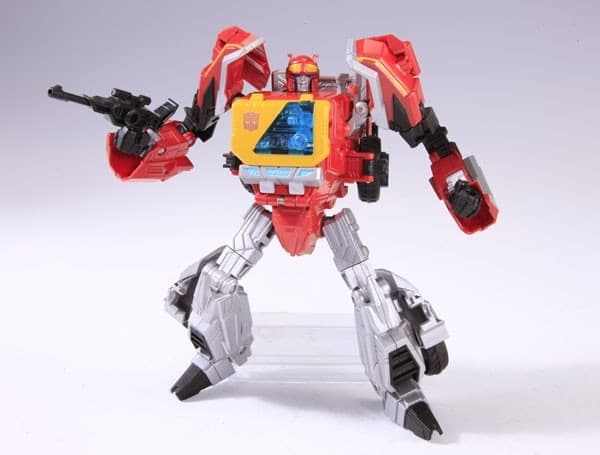 Transformers: Fall of Cybertron - Broadcast - Steeljaw - Transformers Generations (TG17) - Voyager Class - Blaster & Steeljaw