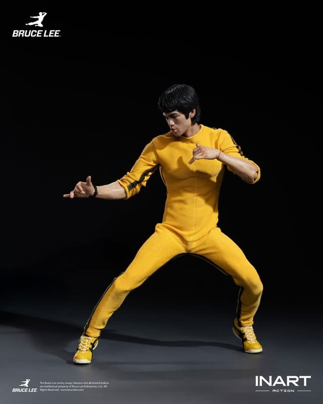 Bruce Lee (Yellow Jumpsuit) 1/12 Action Figure, view 8 of 20