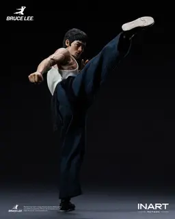 Bruce Lee (Kung Fu Outfit) 1/12 Action Figure, view 11 of 18