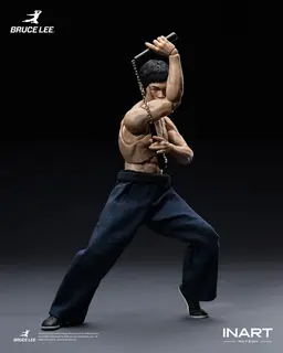 Bruce Lee (Kung Fu Outfit) 1/12 Action Figure, view 10 of 18