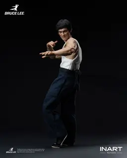 Bruce Lee (Kung Fu Outfit) 1/12 Action Figure, view 4 of 18