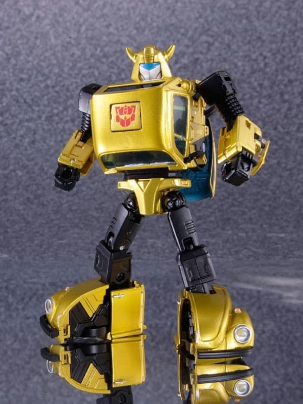 Transformers - Bumble - The Transformers: Masterpiece (MP-21G) - Generation 2