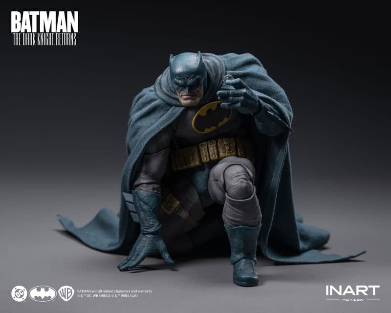 Batman: The Dark Knight Returns Batman (Blue Suit Ver.) 1/12 Action Figure, view 9 of 15