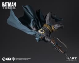 Batman: The Dark Knight Returns Batman (Blue Suit Ver.) 1/12 Action Figure, view 13 of 16