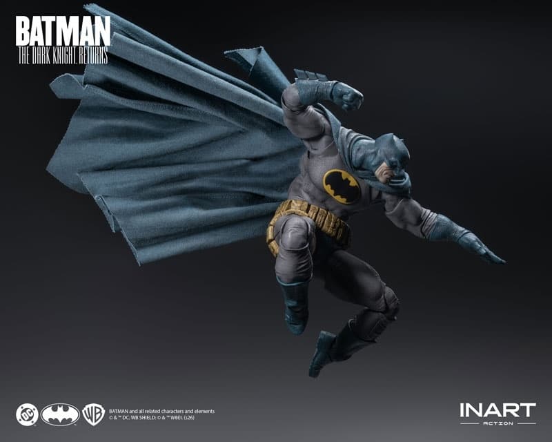 Batman: The Dark Knight Returns Batman (Blue Suit Ver.) 1/12 Action Figure, view 11 of 15