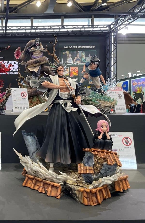 Bleach - Kusajishi Yachiru - Zaraki Kenpachi - 1/4
