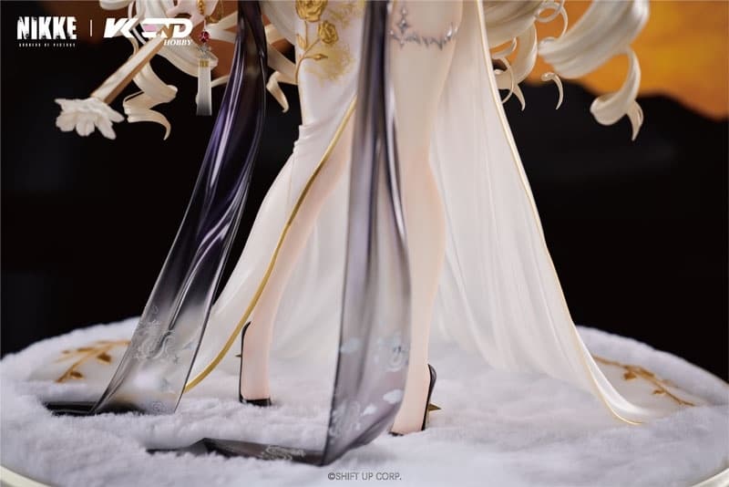 GODDESS OF VICTORY: NIKKE Crown: Glorious Flower 1/4 Complete Figure, view 15 of 19