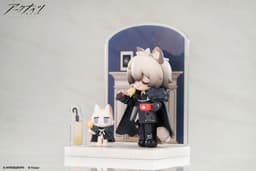 Arknights Would You Like A Dessert? Mini Series SilverAsh Complete Figure, view 2 of 9