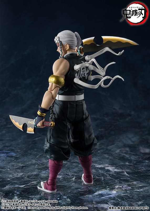 S.H.Figuarts Tengen Uzui "Demon Slayer: Kimetsu no Yaiba", view 3 of 6