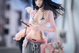 Soft summer Mia 1/6 Complete Figure Deluxe Edition, view 4 of 13