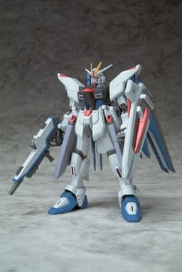 Kidou Senshi Gundam SEED - ZGMF-X10A Freedom Gundam - Mobile Suit in Action!!, view 1 of 4