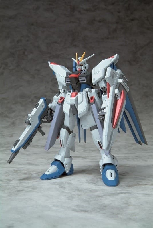 Kidou Senshi Gundam SEED - ZGMF-X10A Freedom Gundam - Mobile Suit in Action!!