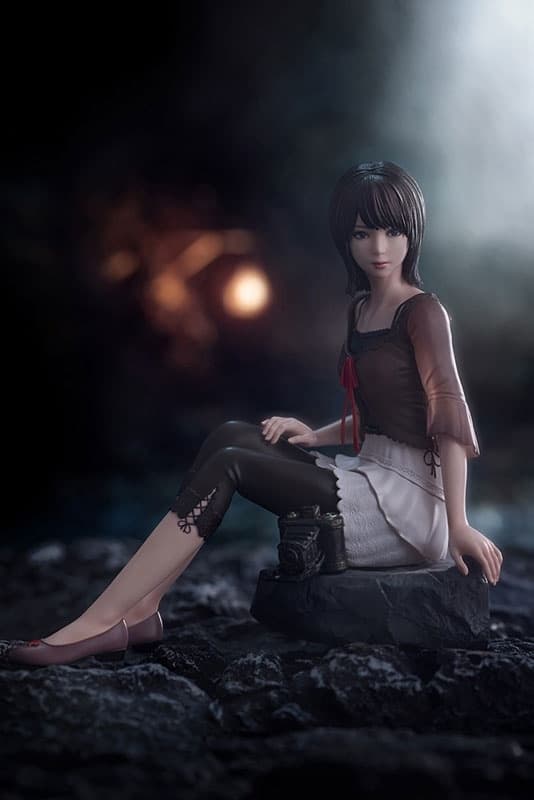 OSHI WORKS Fatal Frame II Crimson Butterfly REMAKE Mio Amakura / Mayu Amakura Complete Figure, view 4 of 14
