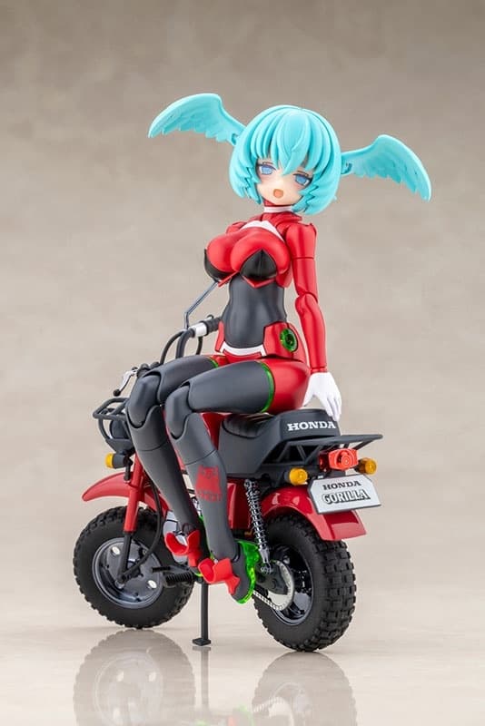 Megami Device PUNI*MOFU RACING XIAO with Honda Z50J Gorilla Plastic Model