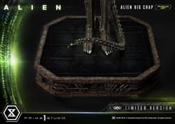Alien - 1/3 - Museum art, Limited Version, view 5 of 25