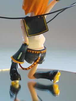 Vocaloid - Kagamine Rin, view 2 of 6