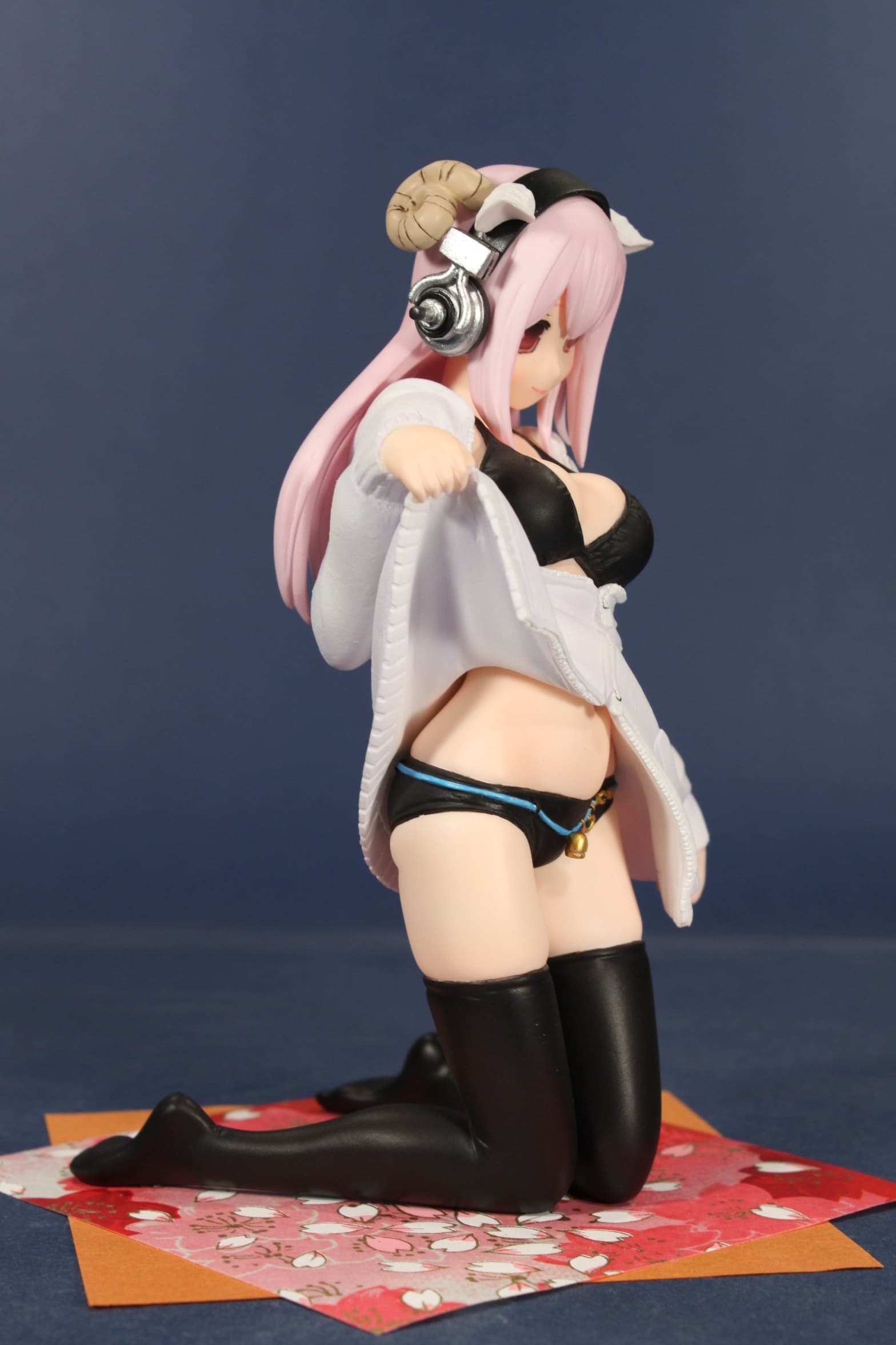 Figure image