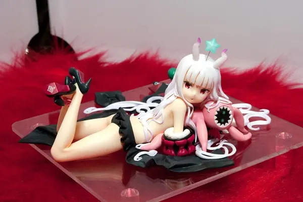 Sekai Seifuku ~ Bouryaku no Zvezda - Garakuuchika - KuruKuru - Venera-sama