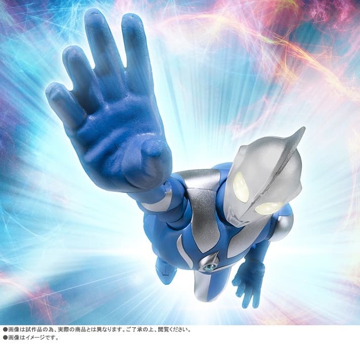 Ultraman Cosmos: The First Contact - Ultraman Cosmos - ULTRA-ACT - Luna Mode, view 5 of 8