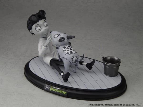 Frankenweenie - Sparky - Victor Frankenstein
