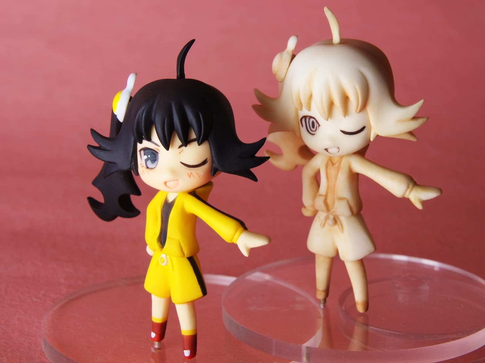 Nisemonogatari - Araragi Karen, view 2 of 9
