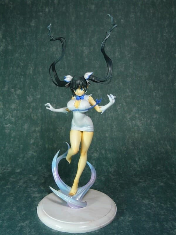 Dungeon ni Deai o Motomeru no wa Machigatteiru Darou ka - Hestia