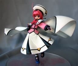 Mahou Shoujo Lyrical Nanoha StrikerS - Caro Ru Lushe