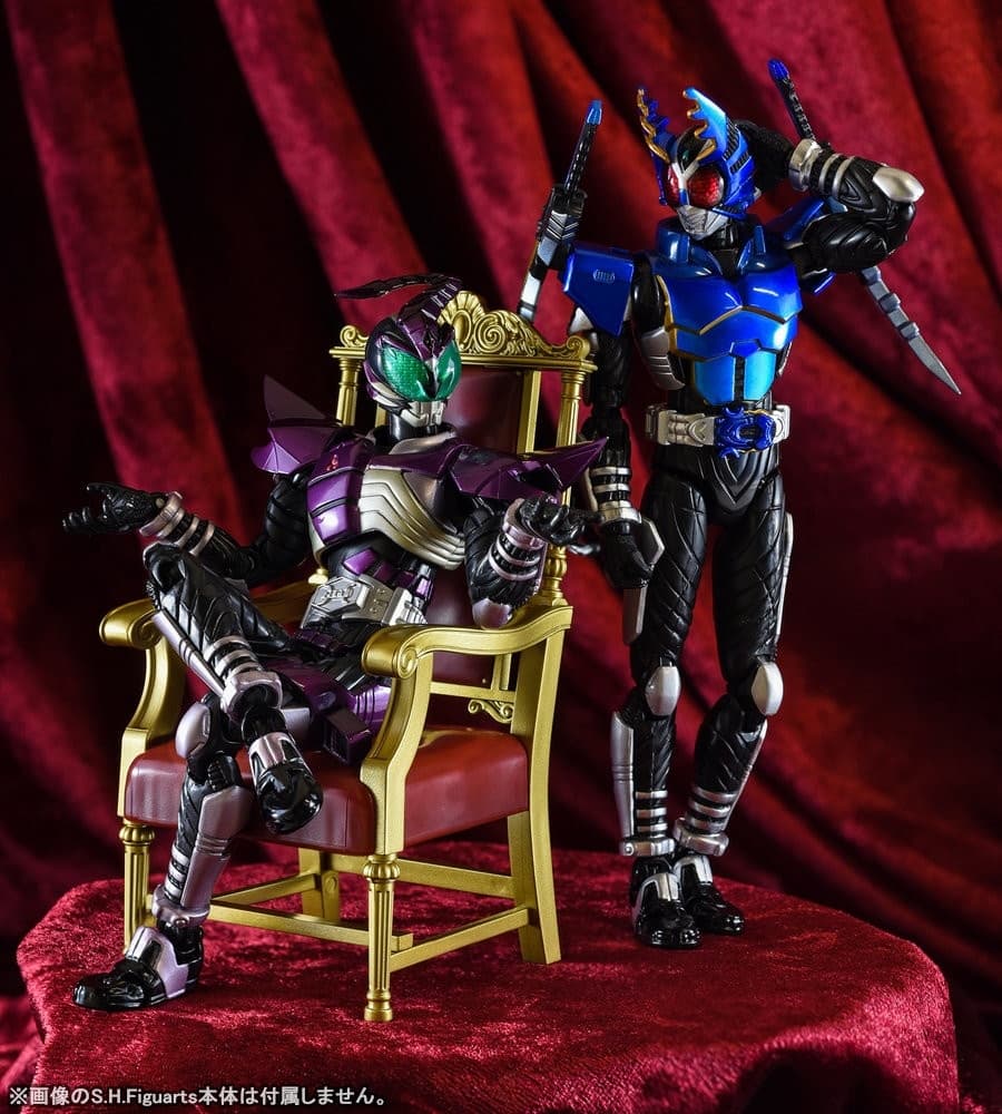 Kamen Rider Kabuto - Kamen Rider Gatack - S.H.Figuarts, view 1 of 3