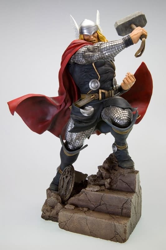 Avengers - Thor - Fine Art Statue, view 10 of 13
