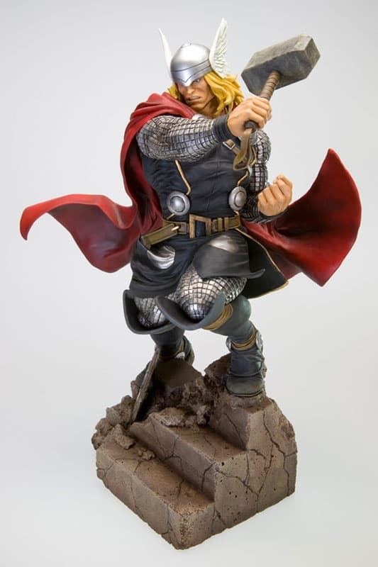 Avengers - Thor - Fine Art Statue, view 8 of 13