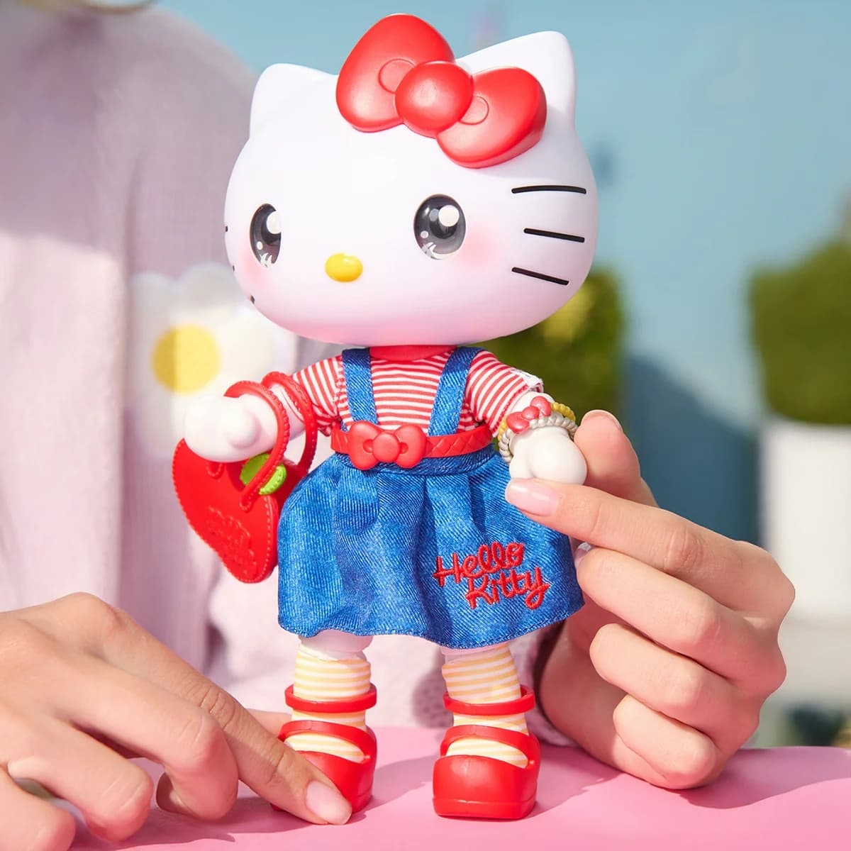 Hello Kitty and Friends - Hello Kitty - Hello Kitty and Friends Premier Doll (#HKT0702) - Hello Kitty and…, view 4 of 8