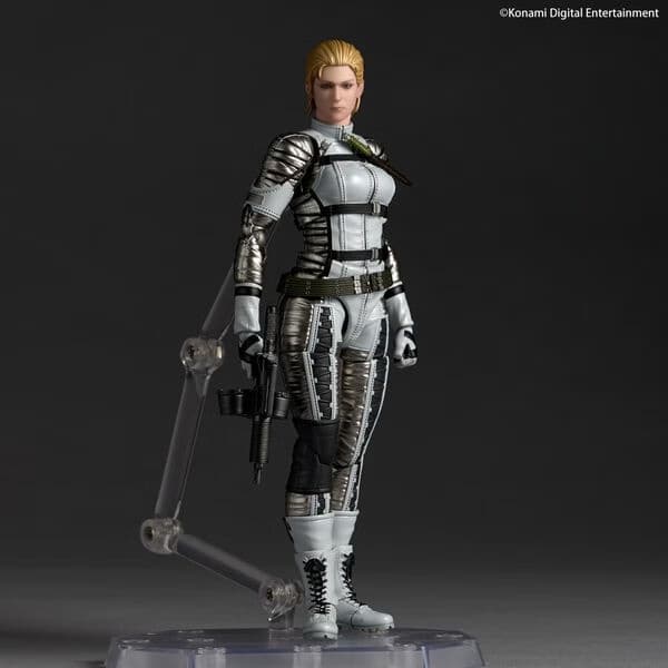 Metal Gear Solid Delta: Snake Eater - The Boss - Amazing Yamaguchi - Revoltech (NR117)