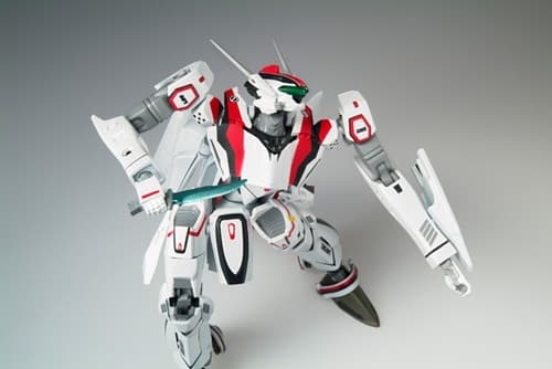 Macross Frontier - Saotome Alto's VF-25F Messiah Valkyrie - VF100's - 1/100, view 4 of 11