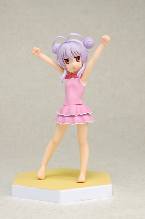 Non Non Biyori - Miyauchi Renge - Beach Queens - 1/10 - Swimsuit ver.
