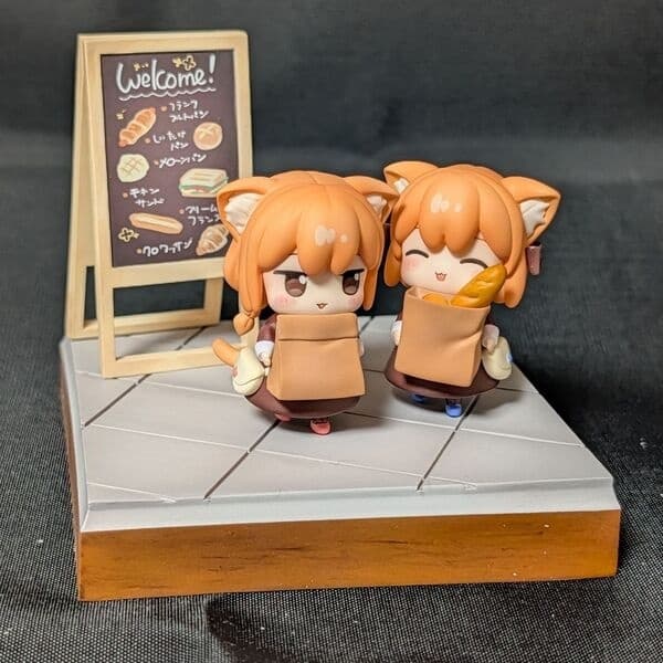 Ume to Momo no Futsuu no Kurashi - Momo - Ume