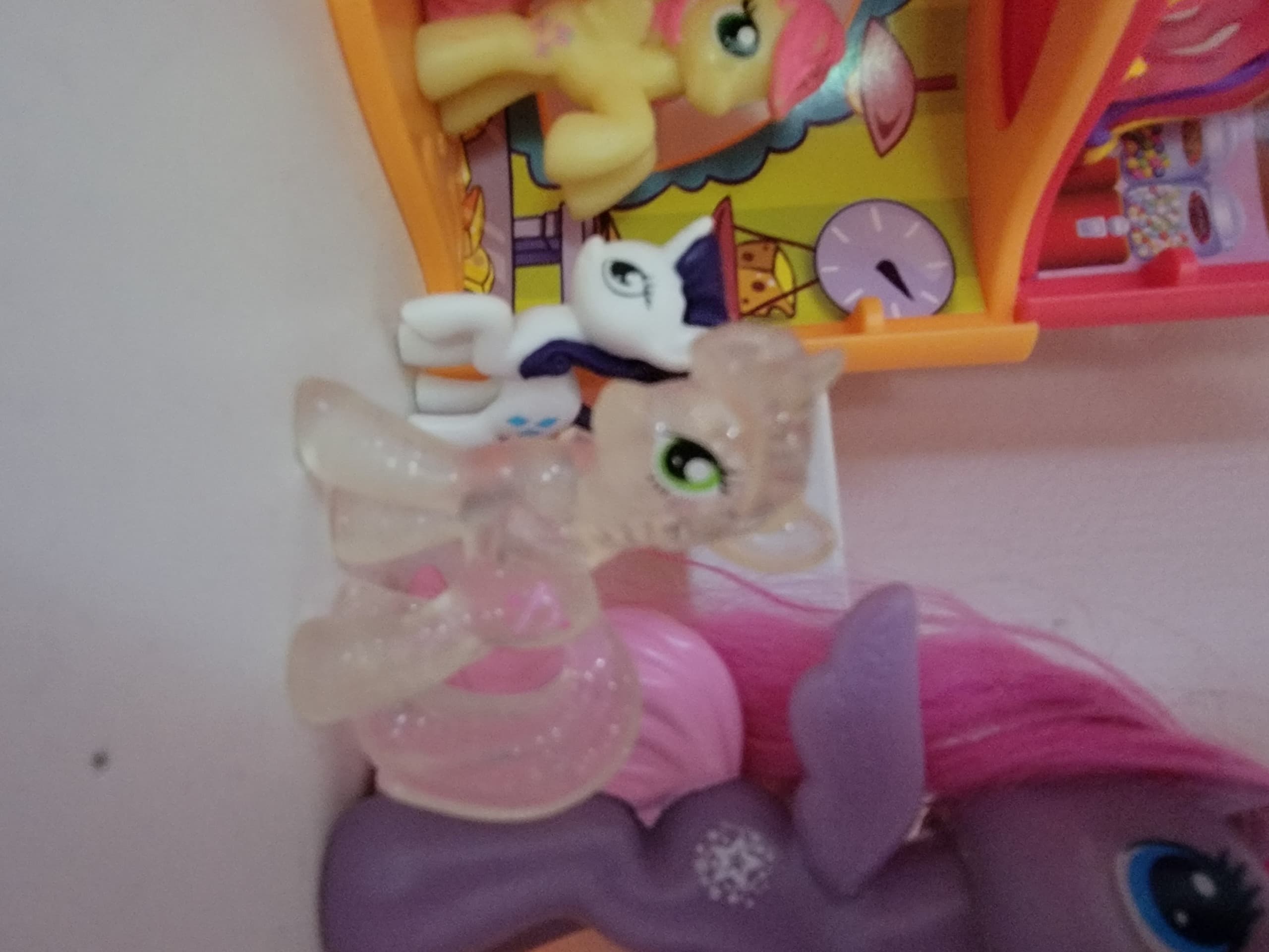 Collector figure photo by pawpilledd