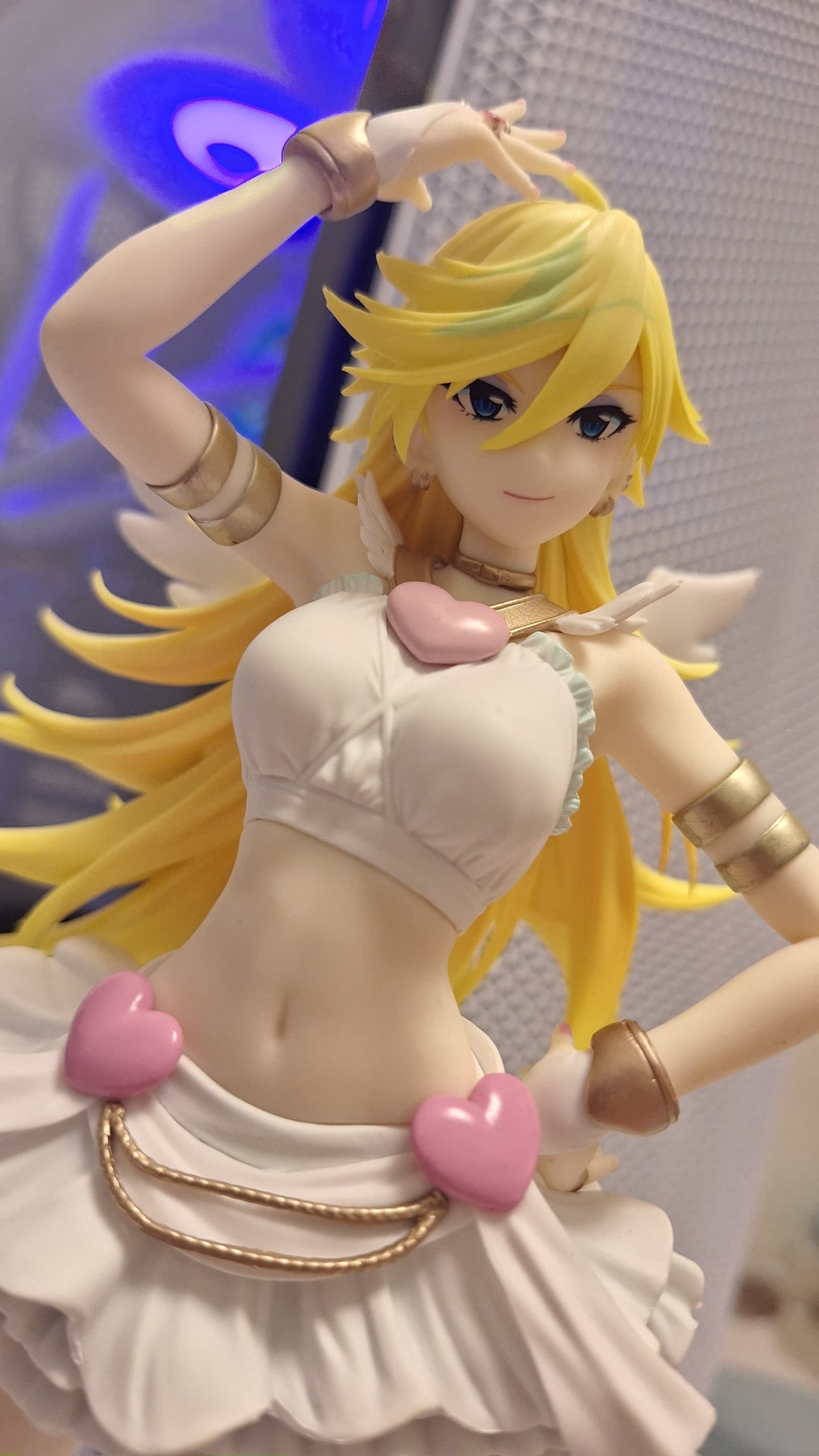 Collector figure photo by EdgeLord